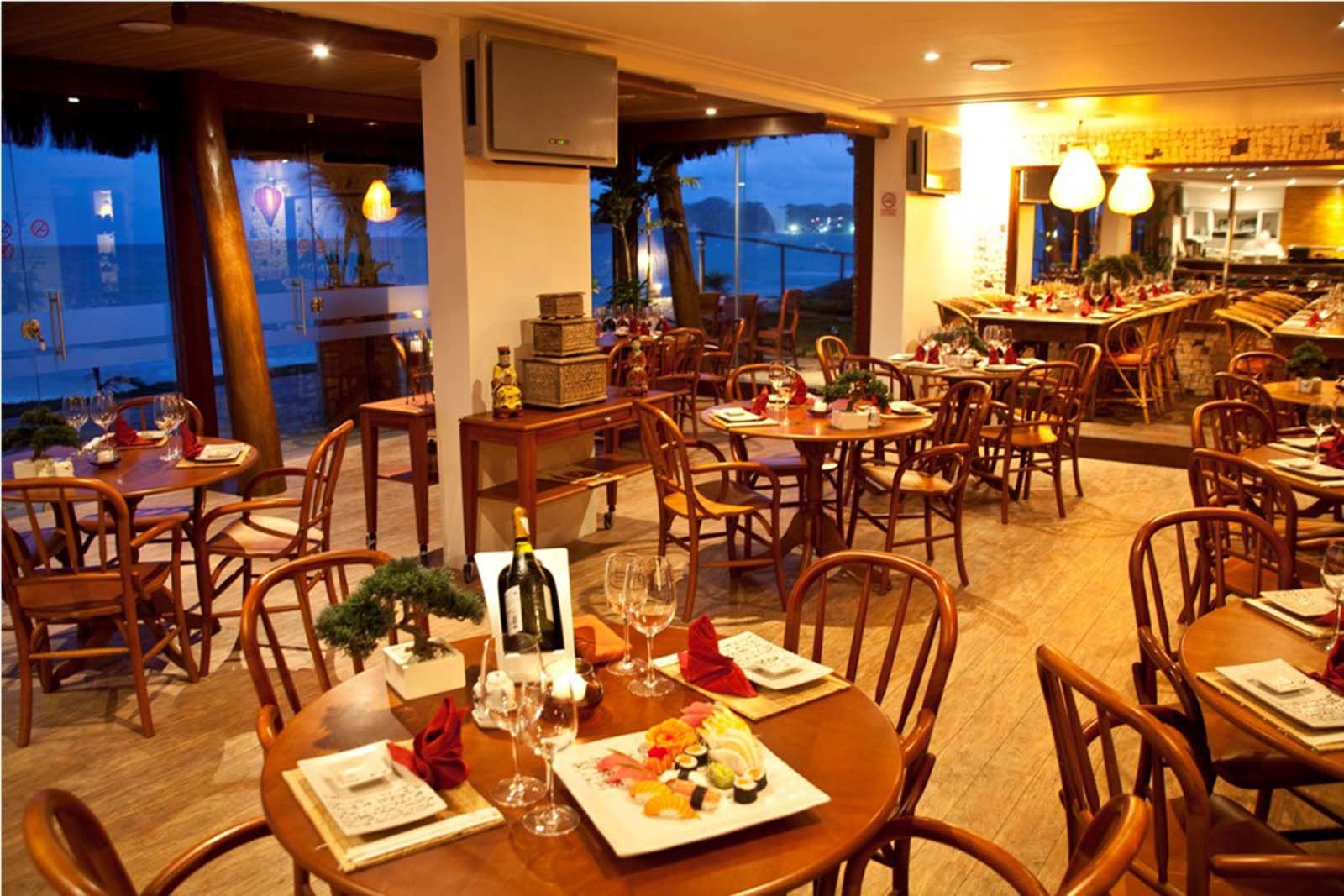 Ocean Palace All Inclusive Premium Natal Exteriér fotografie Restaurant in Puerto Varas